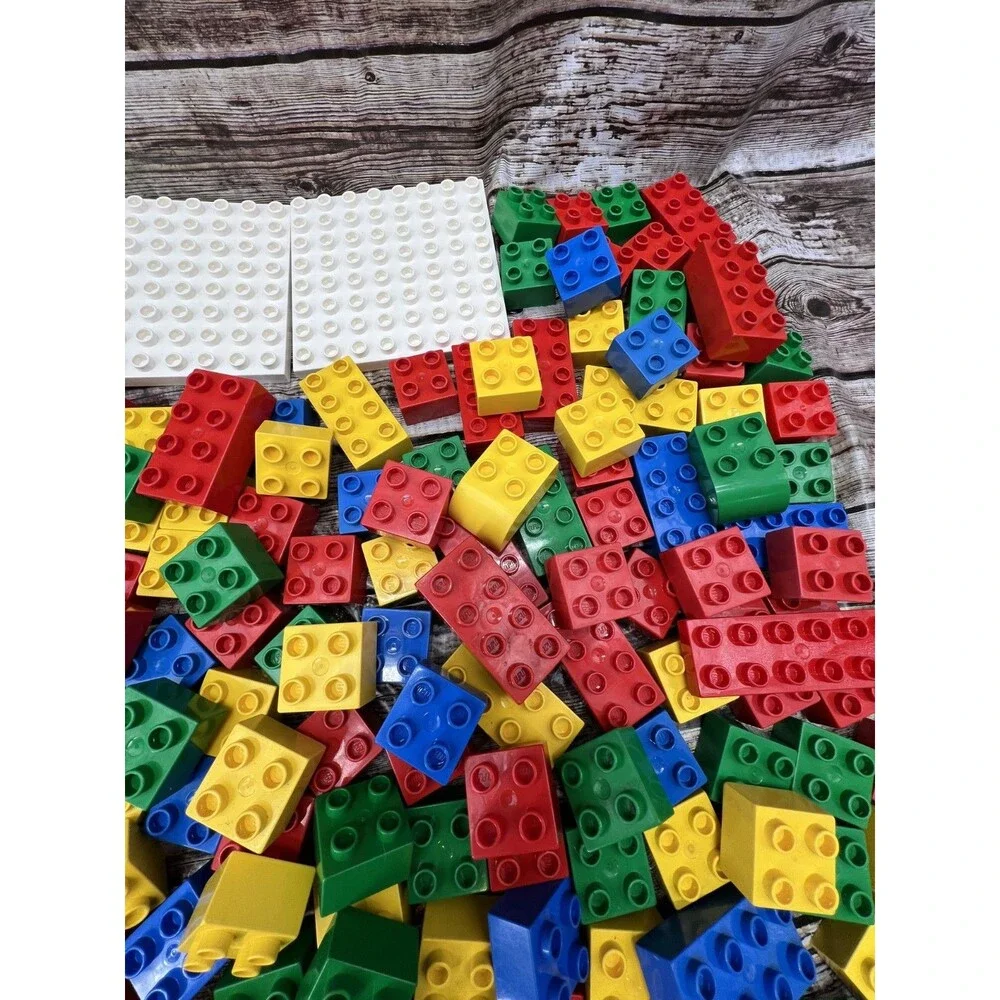 Massive Lot of 261 Lego Duplo W/Minifigs, Animal, Food, Chairs, Windows (6+ Lbs)